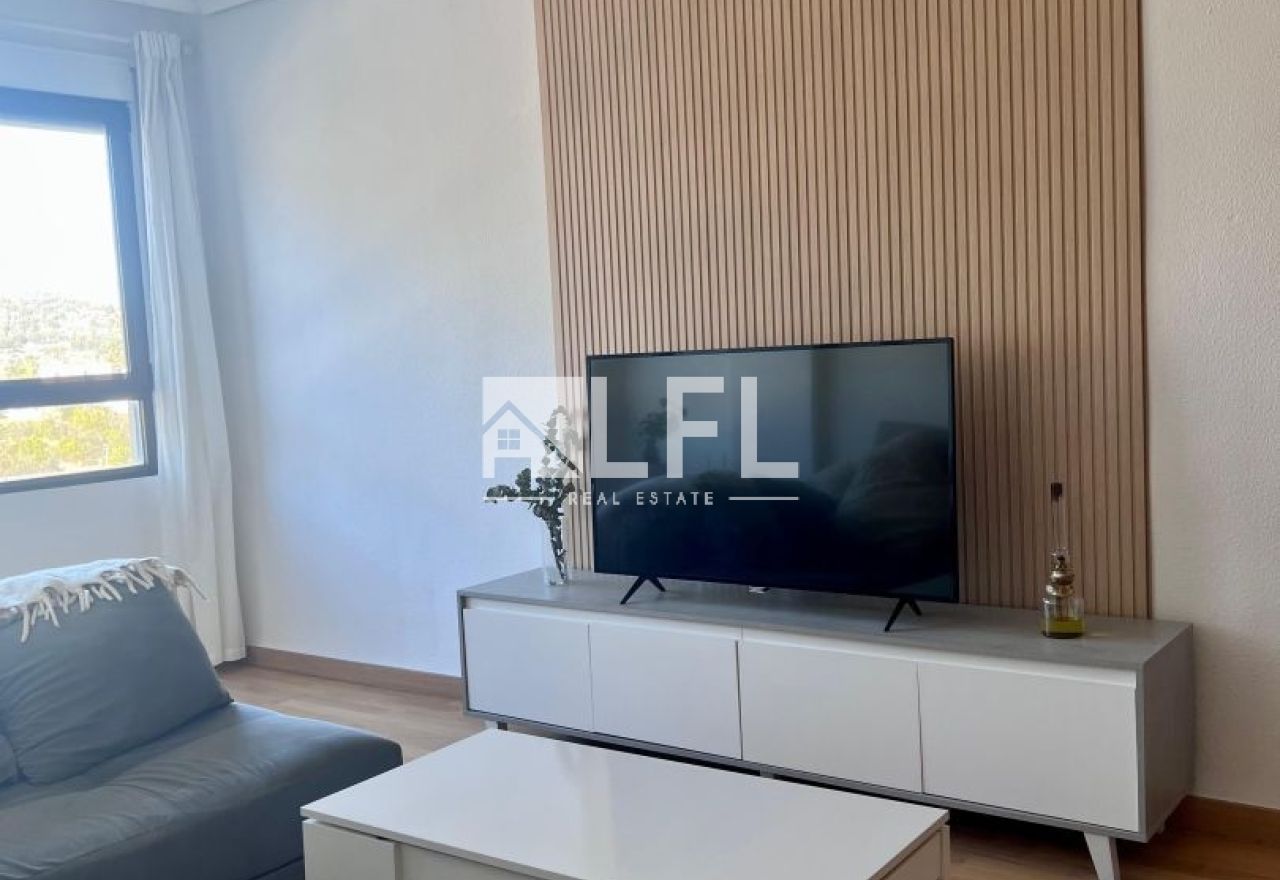 ESTUPENDO APARTAMENTO EN EL CORAZON DE CALPE