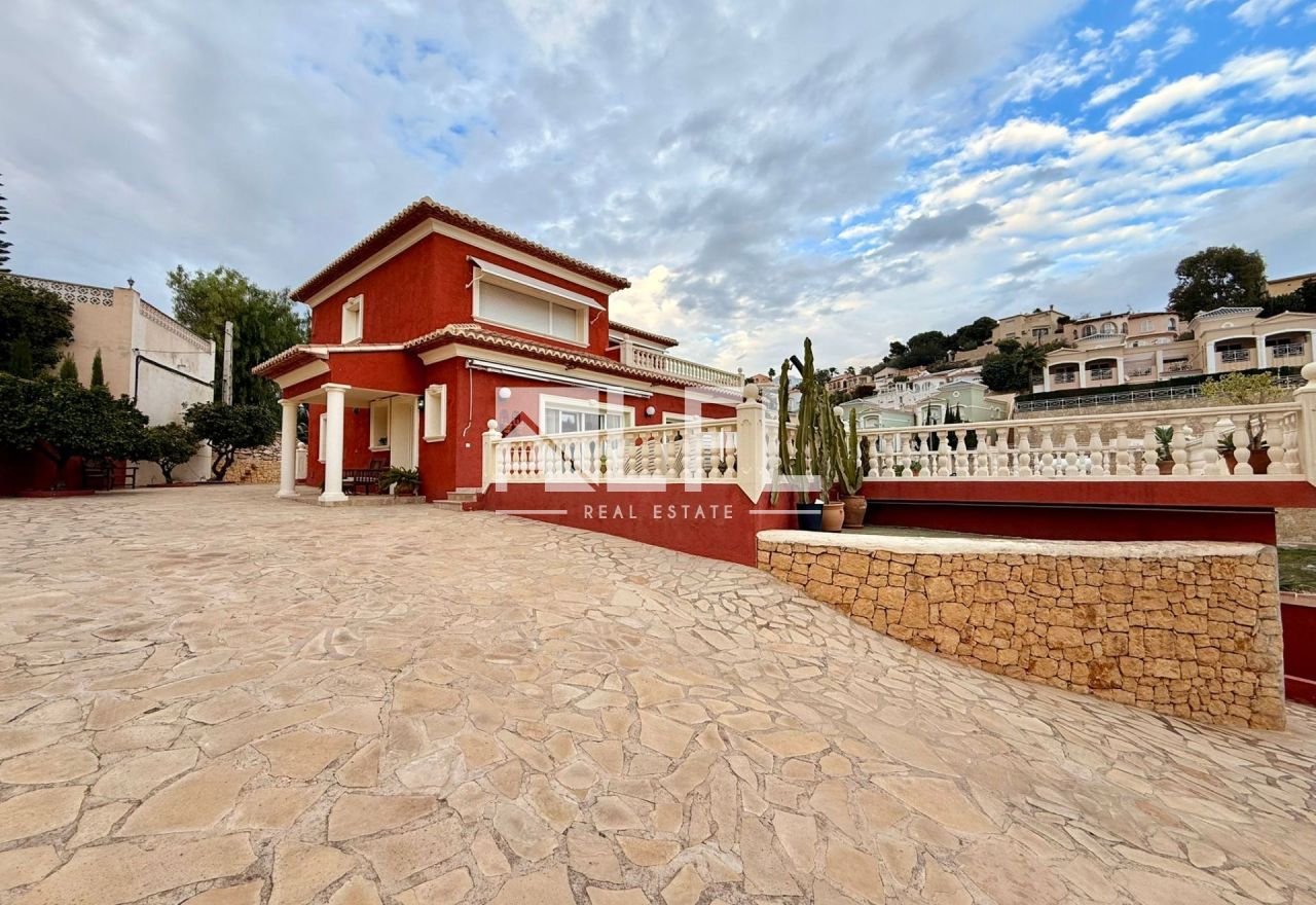 CHALET EN CANUTA BAJA CON LICENCIA TURÍSTICA
